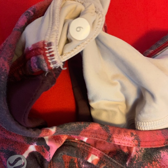 Lululemon Splendour Bra Size 6 - Picture 3 of 8
